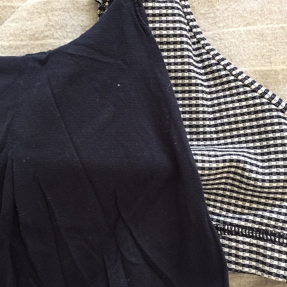 Lululemon Tank - Picture 2 of 5